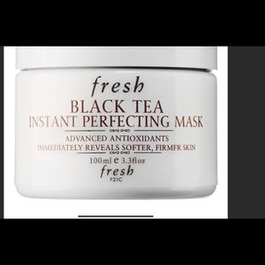 Fresh Black Tea Instant Perfecting Mask